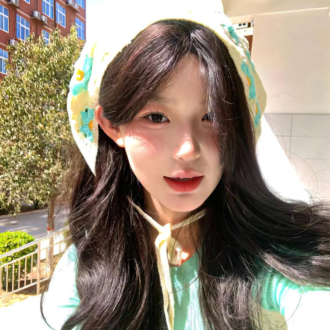 《我们那时如此年轻》封面
