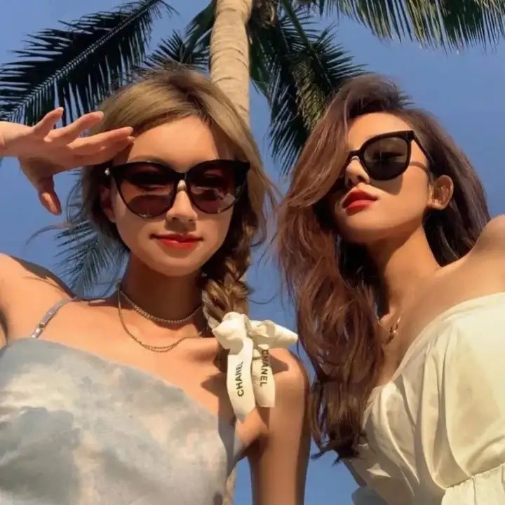 《婚前试爱》封面